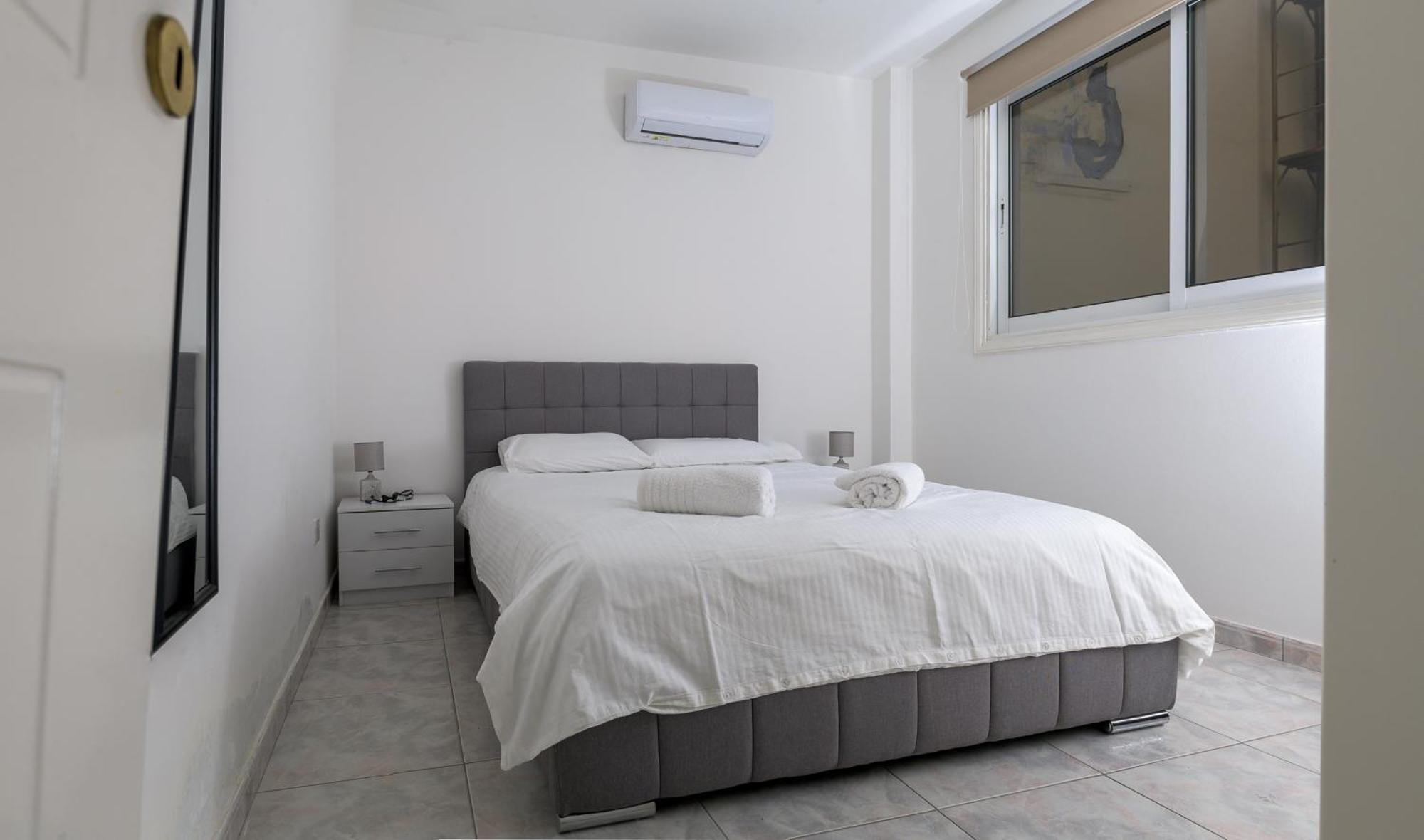 Maple Oak Apartment 401 Larnaca Extérieur photo