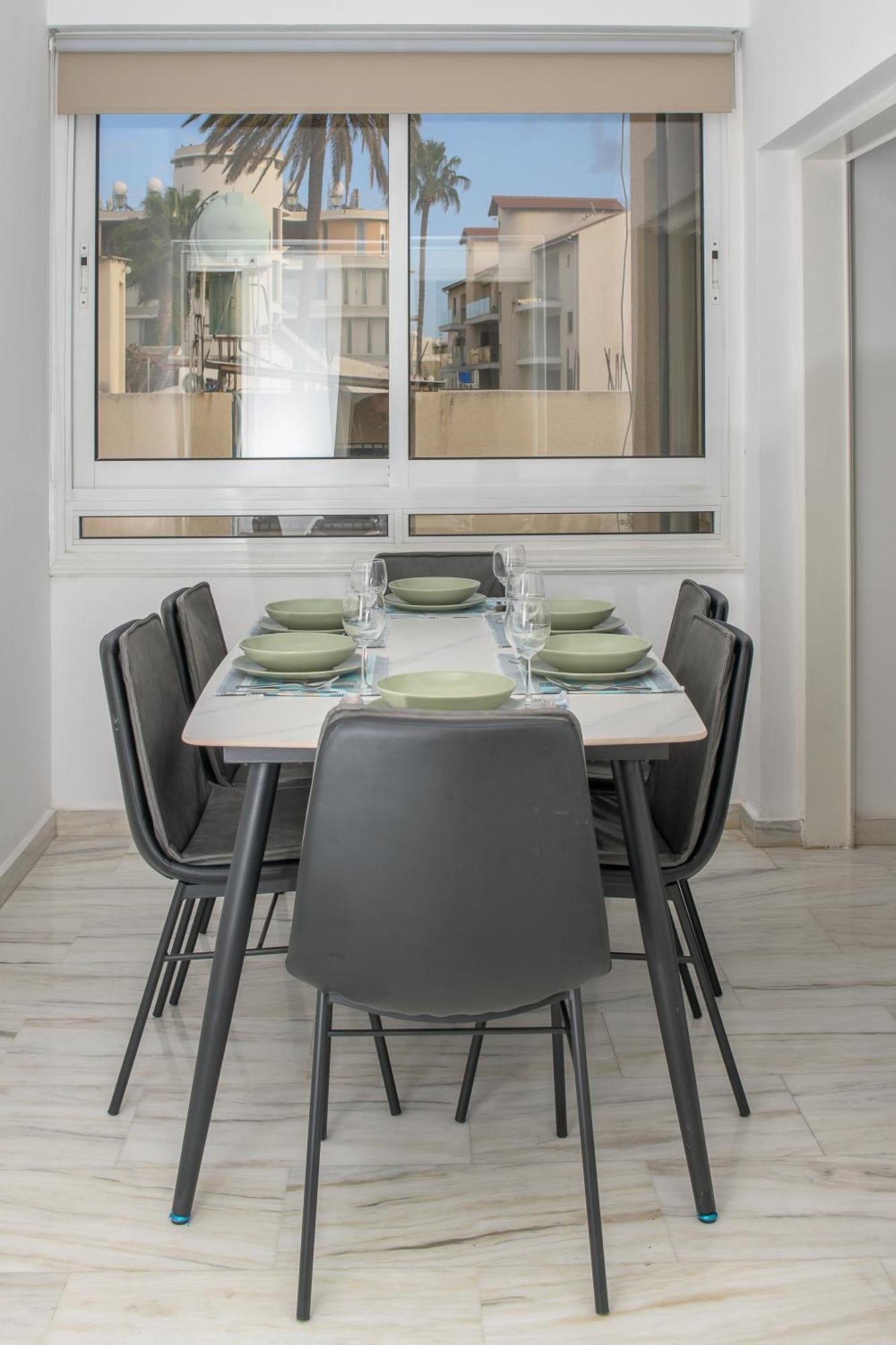 Maple Oak Apartment 401 Larnaca Extérieur photo